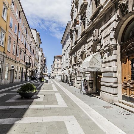 Residenza Degli Artisti Trieste Exterior foto