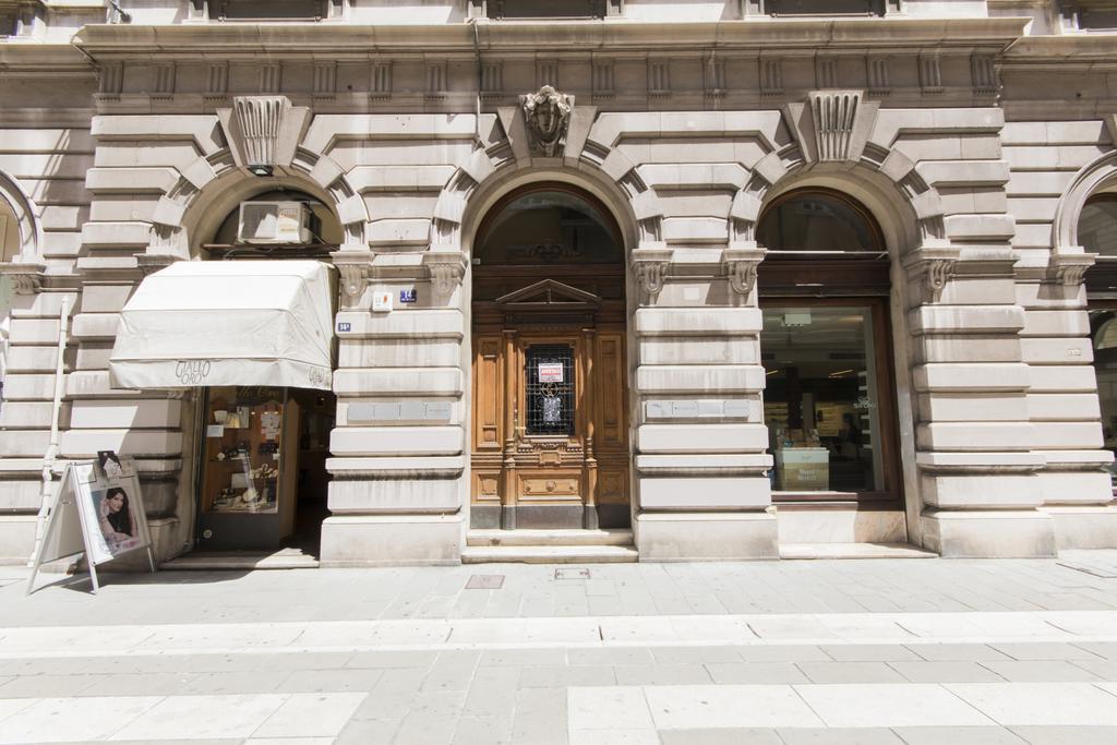 Residenza Degli Artisti Trieste Exterior foto